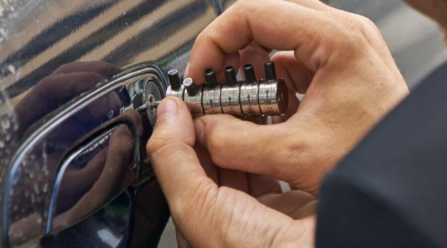 Professional New roof installation in Cross Timbers, MO